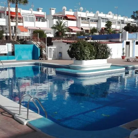 Daire Cozy With Pool